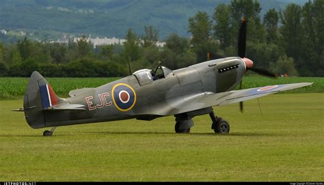 G Mxvi Supermarine Spitfire Mk Xvi Private Damien Scortes Jetphotos