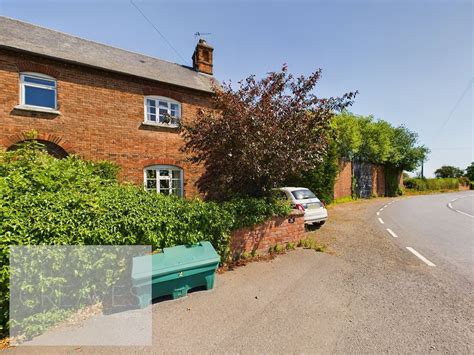 3 Bed Semi Detached House For Sale In Stoke Lane Stoke Bardolph