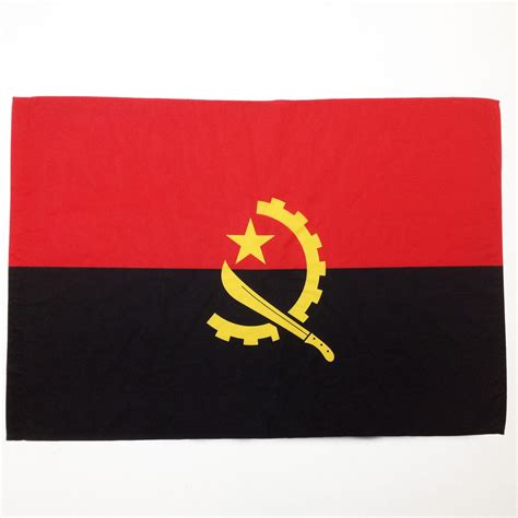 Bandeira Da Angola Bandeira Da Angola Angola Fotos De Bandeiras