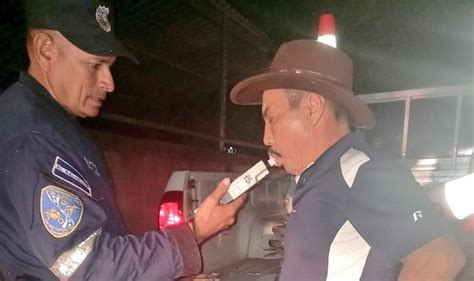 Conductor Sin Licencia De Conducir Y Con 358 Grados De Alcohol Choca