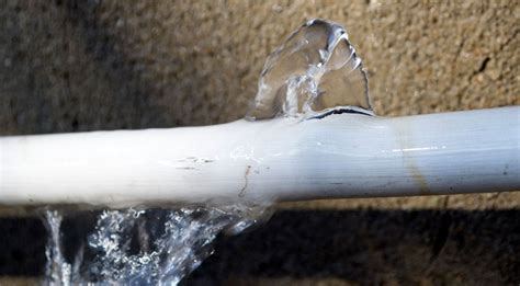 Personal Risk Advisory Key Ways To Prevent Frozen Water Pipe Damage