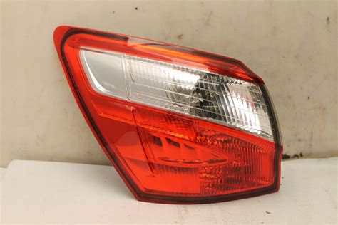 NISSAN QASHQAI J10 LIFT 09R LAMPA LEWA TYLNA TYŁ 13565568062