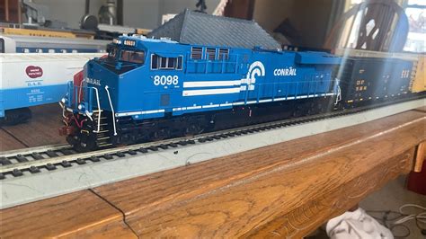 ScaleTrains GE ES44AC NS 8098 Conrail Heritage Unit First Run YouTube