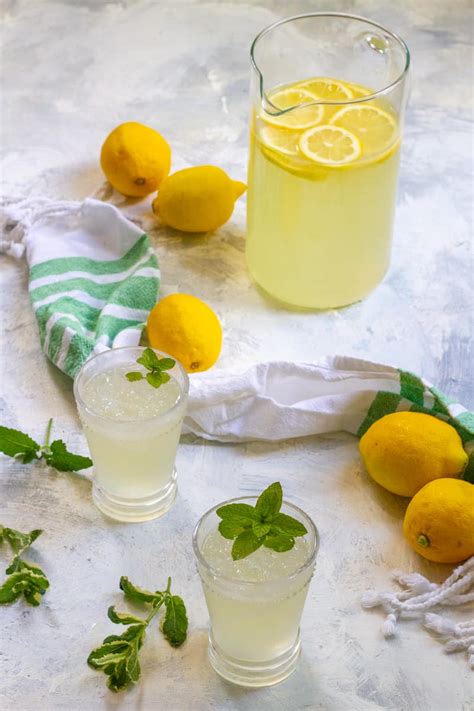 Mint Lemonade (Quick + Easy!) - Champagne Tastes®