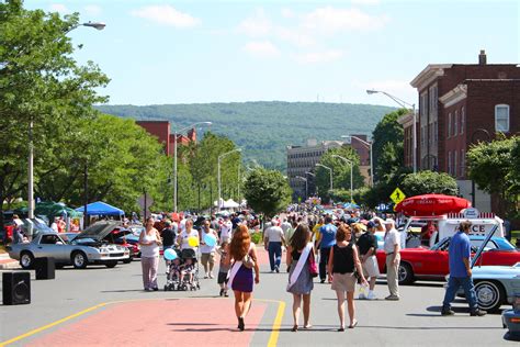 Visit. Stay. Enjoy! Bristol, Connecticut