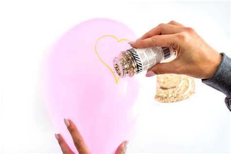 DIY Glitter Balloons - Let's Mingle Blog