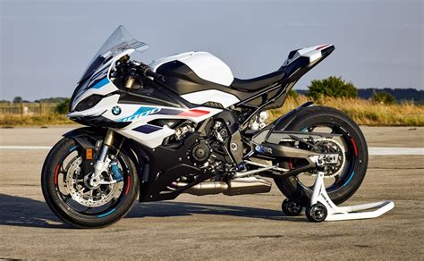 The 2023 Bmw S1000rr Redefining Performance On Two Wheels Sgbikemart