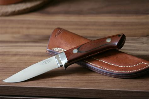 Bob Loveless Drop Point Hunter R Knives