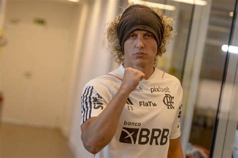 Renovação de David Luiz o Flamengo é oficializada flamengo ge