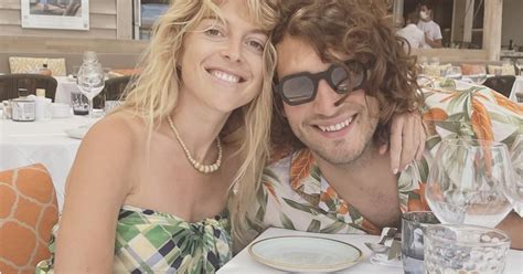 Victoria Monfort Et Son Compagnon Hugo Cremaschi Juin 2021 Purepeople