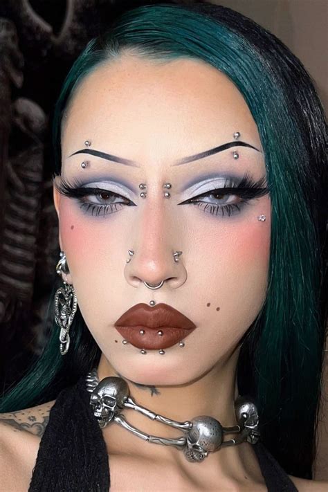 Pin Auf RETRO MAKEUP LOOKS Bodymodification Haare Bodypiercing