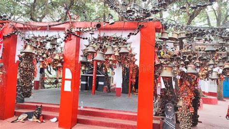 Golu Devta Temple Ghorakhal Foto Editorial Imagen De Paisaje Colina