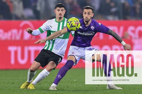 Gaetano Castrovilli Acf Fiorentina And Agustin Alvarez Us Sassuolo