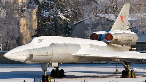 A Born Again Roman: Tupolev Tu-22 Blinder