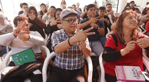 Se inician los cursos de Lengua de Señas Diario de Centro América