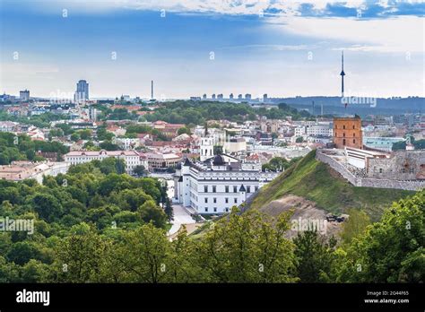 Vilnius castle, Lithuania Stock Photo - Alamy