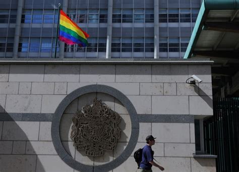 Push to restrict talk of LGBTQ issues in Russia will leave community ...