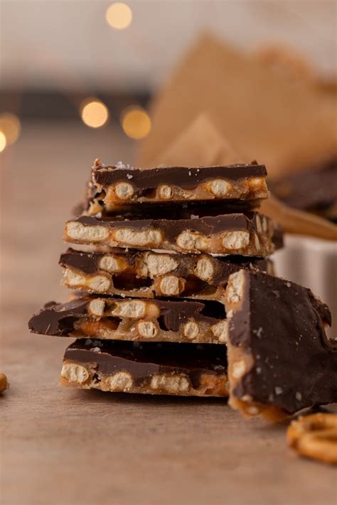 The Best Chocolate Caramel Pretzel Crack Recipe Lifestyle Of A Foodie