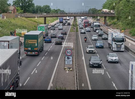 Smart Motorways Sign Hi Res Stock Photography And Images Alamy