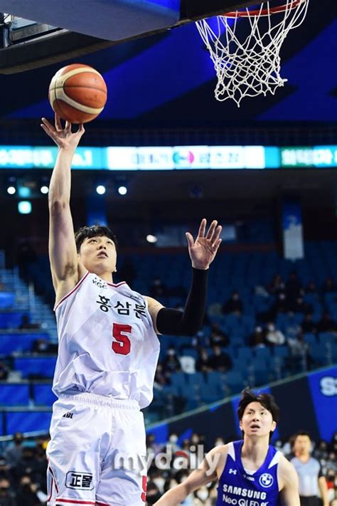 Kgc 변준형 Kbl 2022 2023시즌 2r Mvp 선정 오피셜 네이트 스포츠