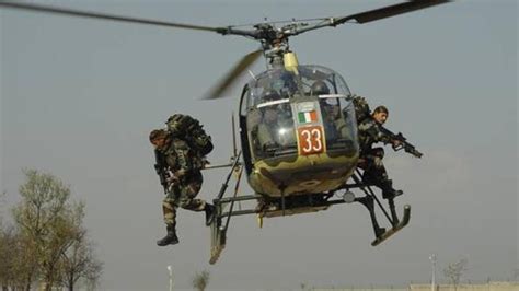 Jandk Indian Army Helicopter Crashes In Gurez 1 Pilot Killed