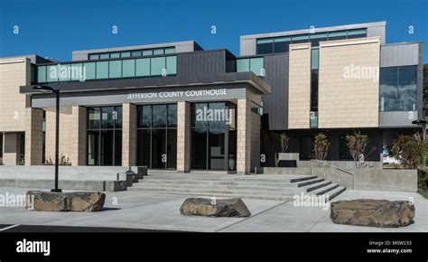 Jefferson County Courthouse in Madras Oregon Stock Photo - Alamy