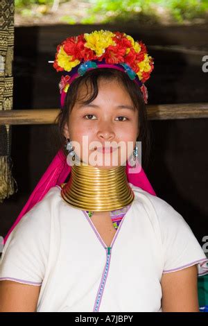 Long neck people in Shang Mai province Thailand Stock Photo - Alamy