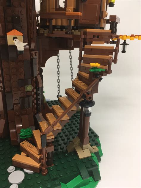 Review: #21318 IDEAS Tree House - BRICK ARCHITECT