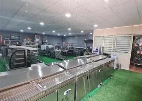 Stainless Steel Manufacturer HOSPITAL KITCHEN EQUIPMENT at Rs 15500 in ...