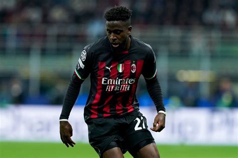 Fabrizio Romano The Details Of Divock Origi S Move To Nottingham