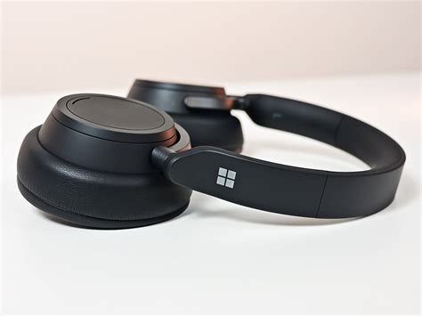 Surface Headphones 2 Get New Black Color Better Battery Life And