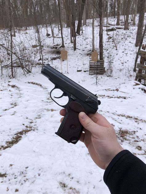 Obligatory natural habitat post : r/makarov