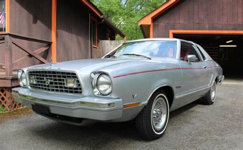 1975 Mustang Blue