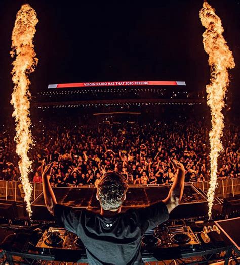 musical concert offload event