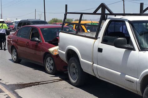 Se Impacta Contra Un Vehículo El Siglo De Torreón