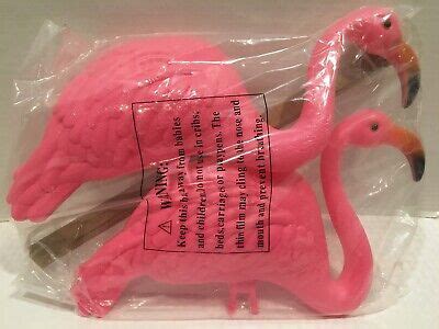 Set Of 2 GIFTEXPRESS Bright Pink Flamingos Yard Ornament Flamingo