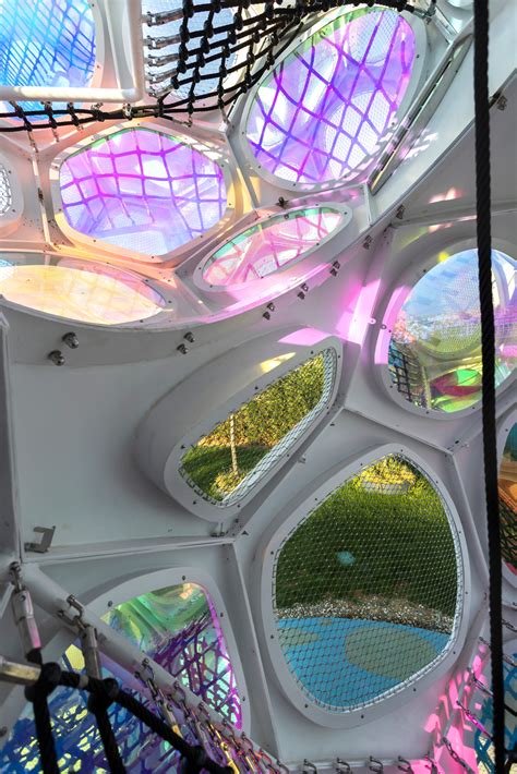 This cloud playground is too much fun – Marmara Forum’s Oyun Alanı