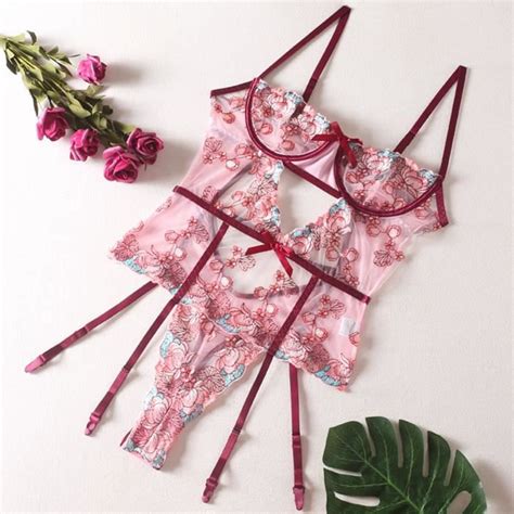 Ensemble De Sous Vêtements De Goût De Lingerie Sexy Pour Femme Avec