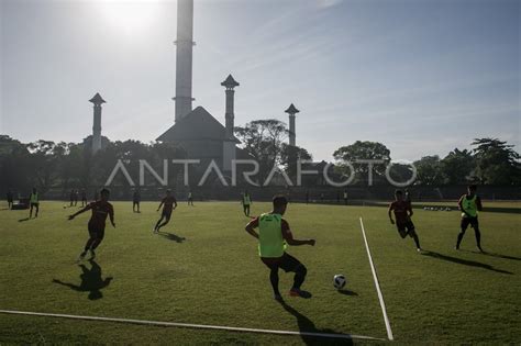 Latihan Timnas U 17 Di Solo ANTARA Foto