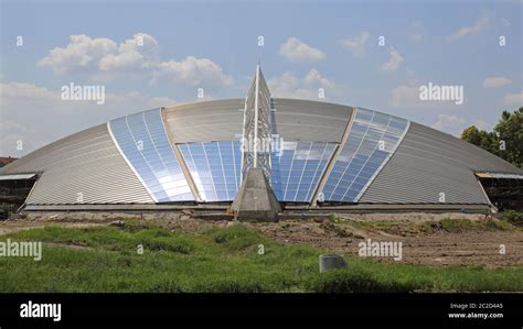 Modern New Stadium Dome Building Structure Exterior Stock Photo - Alamy