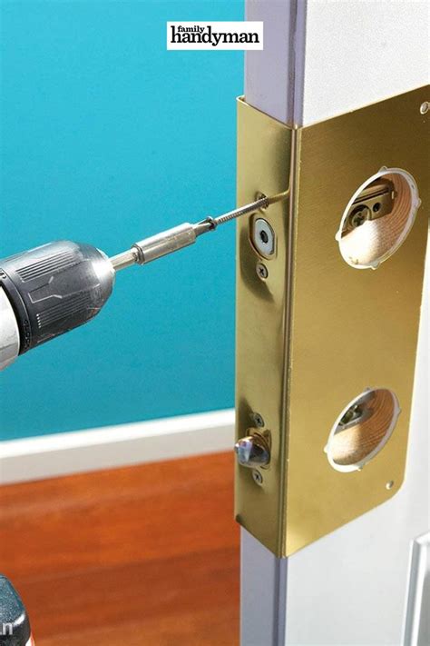 Keep Burglars At Bay With 20 Diy Hacks For A Theft Proof Home Diy Home Repair Diy Security