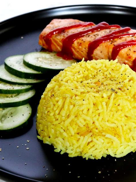 Indonesian Yellow Rice Nasi Kuning Yellow Rice Recipes Java Rice