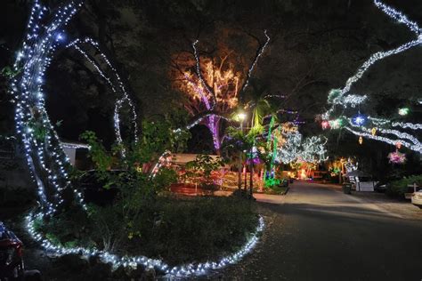 Best Drive Thru Christmas Light Displays In Florida