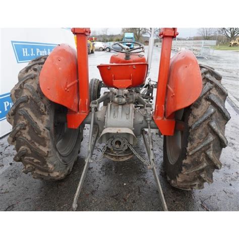 Massey Ferguson FE35 Tractor With Roll Bar Runs And Drives SDM 89270