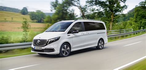 Mercedes-Benz unveils all-electric MPV van with 250 miles of range | Electrek