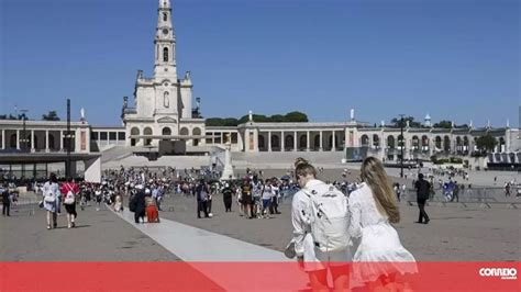 Santuário De Fátima Dezenas De Grupos Organizados Em Fátima Para