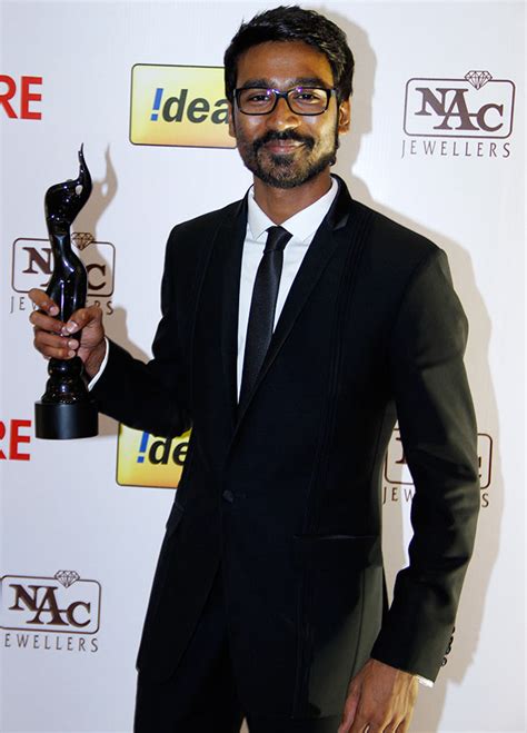 Dhanush at Film Fare Awards 2014 South | Veethi