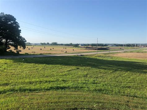 Prime 50-Acre Shovel-Ready Site in Manhattan – Expandable to 200 Acres