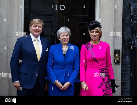 Downing Street London Uk 24th Oct 2018 King Willem Alexander And His Wife Queen Maxima From