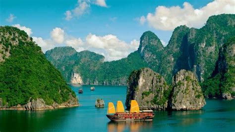 Paket Wisata Vietnam 4 Hari 3 Malam Halong Bay Hanoi Joglo Wisata